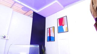 barbara_sw - Horny secretary teases on camera at work