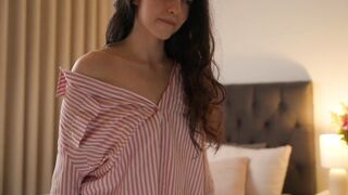naughtysammx - Charming college girl dancing in her shirt in front of the camera
