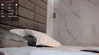 viola_wilson - A student in beautiful lingerie chats sweetly and teases in front of the camera