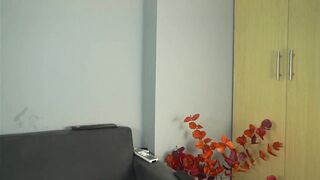 ashley_ospino - Charming little girl mlo chats and teases in front of the camera