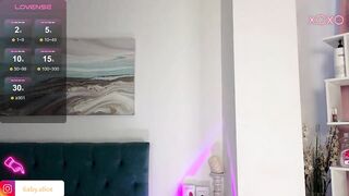 friendlyfire6 -babe in room shows her pussy and masturbates with vibrator