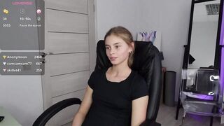 abby_laker - A student with small tits sitting naked chatting.