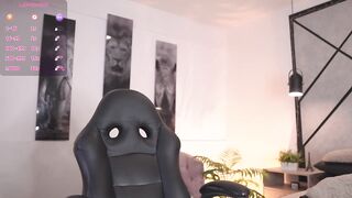 laura_roldan - Charming babe in sexy lingerie sitting and chatting sweetly
