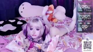 lollyshy__ -Skinny babe fucks in front of the camera