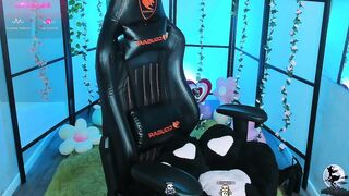 milkycute - [Video] Webcam record silly hugeass tiny