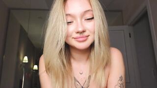 baby_adele - Little girl with red tits having a nice chat.