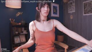 maria_alfonsina_ -The babe teases in front of the camera and sweet talks and twists her booty in front of the camera