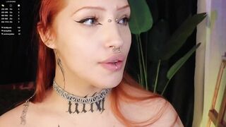 violetvio1ator - Malishka in tattoos sitting naked chatting.