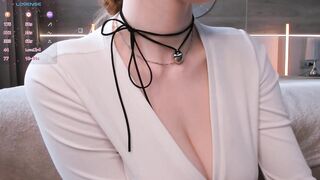 quennacindy - Shows her bigger boobs on camera and panties her boobs out