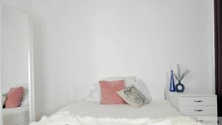 violetta_finch - [Video] Webcam replay asstomouth pink showershow