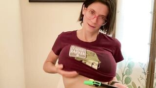 naomi_reah - [Baby with big tits sweetly chatting and enjoying herself.
