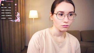 odelynaclay - Clothed college girl sweetly chatting and teasing on camera