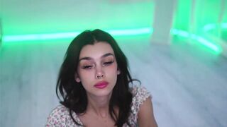 karina_amiri - [Video] cumatgoal pvtopen interactivetoy darkhair