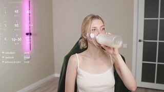 oh_honey_ - [Young woman teases in front of the camera and communicates cutely